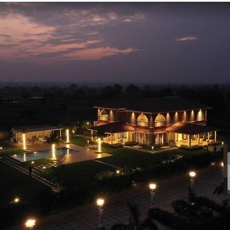 Redhomex Cove Castle Villa Hyderabad Exterior photo