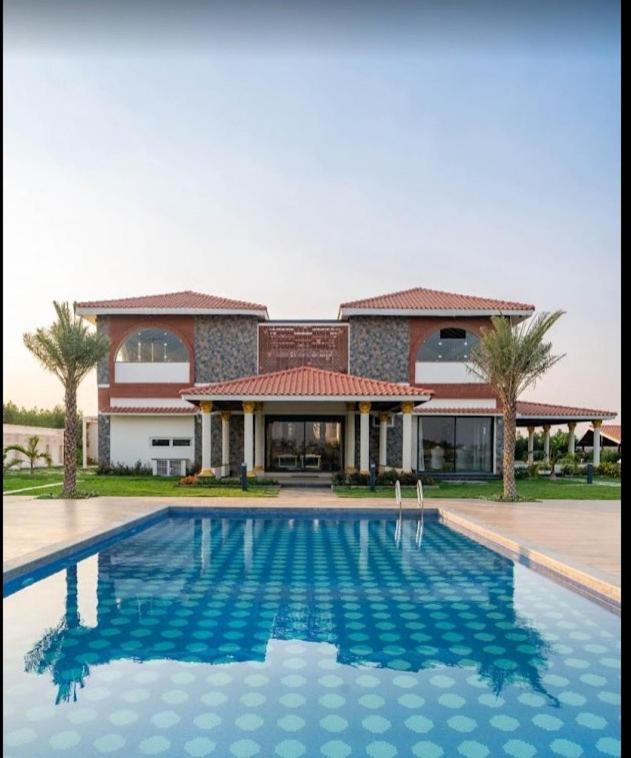 Redhomex Cove Castle Villa Hyderabad Exterior photo