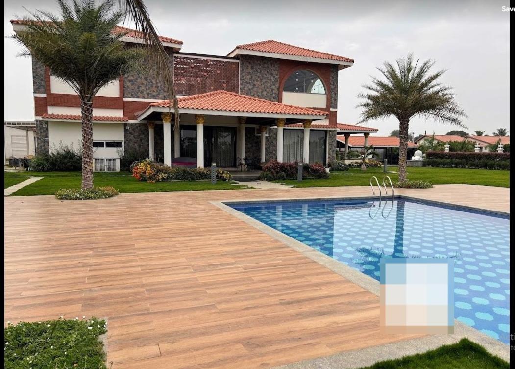 Redhomex Cove Castle Villa Hyderabad Exterior photo